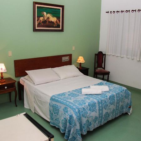 Hotel Salvador Poços de Caldas Buitenkant foto