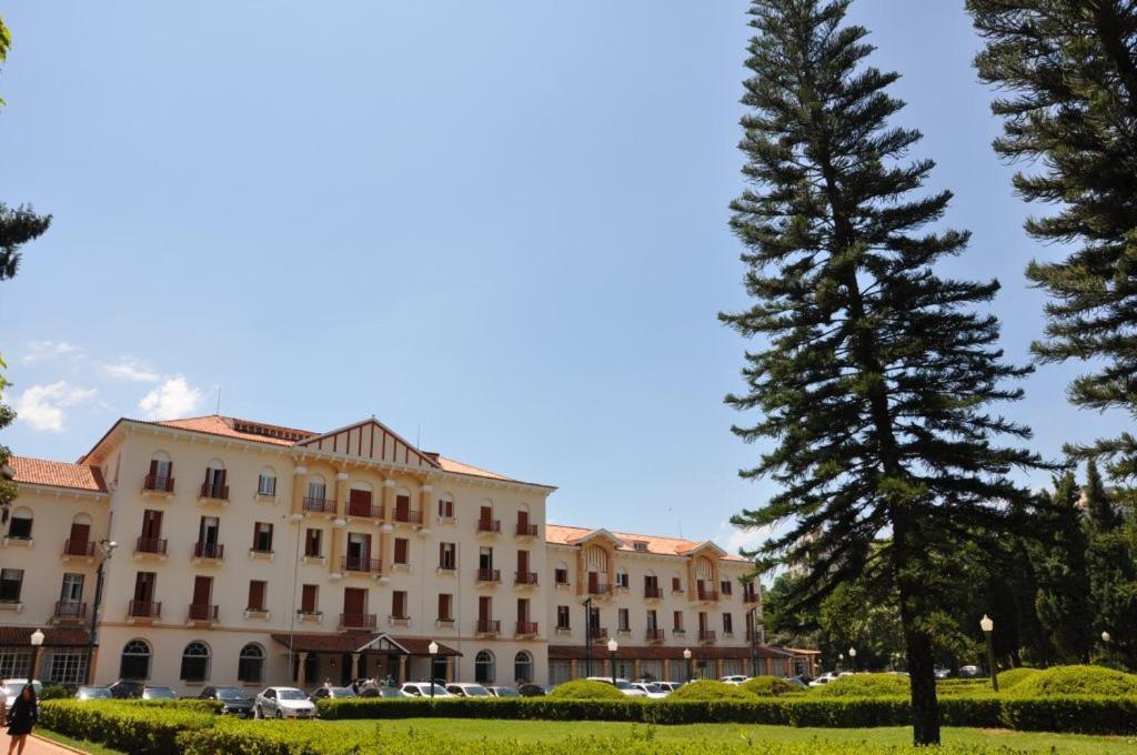 Hotel Salvador Poços de Caldas Buitenkant foto